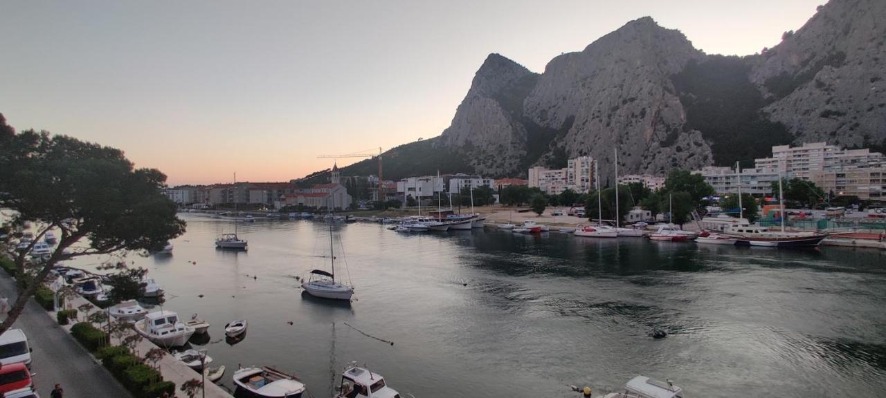 Barakokula Appartement Omiš Buitenkant foto